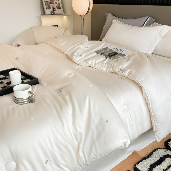 91家纺网 家纺一手货源 找家纺 A+爱家 2024新款A类蚕丝大豆被 本白