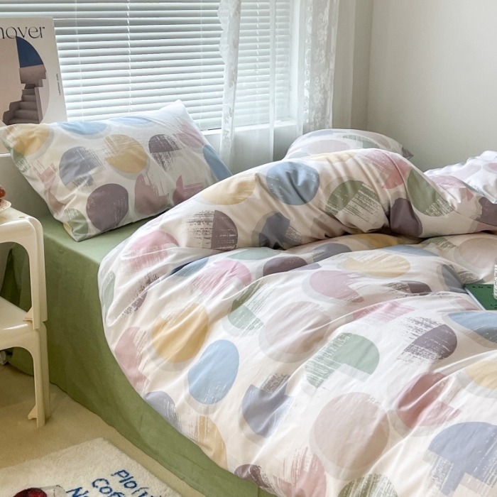 91家纺网 家纺一手货源 找家纺 昔可家纺 2022新款简约几何北欧风全棉四件套 彩色晕圈
