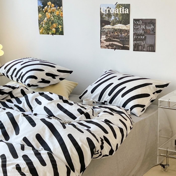 91家纺网 家纺一手货源 找家纺 昔可家纺 2022新款简约几何北欧风全棉四件套 黑白斑马条