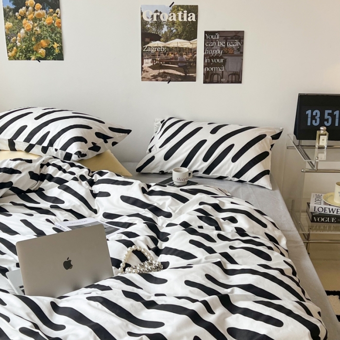 91家纺网 家纺一手货源 找家纺 昔可家纺 2022新款简约几何北欧风全棉四件套 黑白斑马条