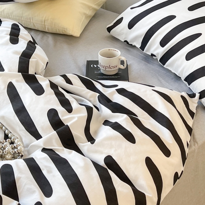 91家纺网 家纺一手货源 找家纺 昔可家纺 2022新款简约几何北欧风全棉四件套 黑白斑马条