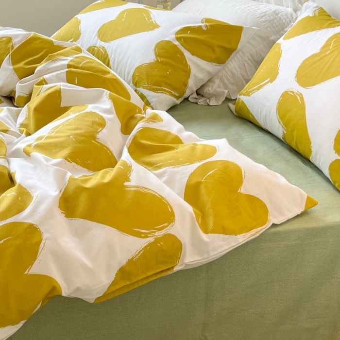 91家纺网 家纺一手货源 找家纺 昔可家纺 2022新款简约几何北欧风全棉四件套 黄色爱心