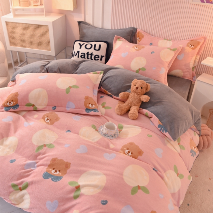 91家纺网 家纺一手货源 找家纺 梦之岛2022新款印花牛奶绒四件套 宝贝熊