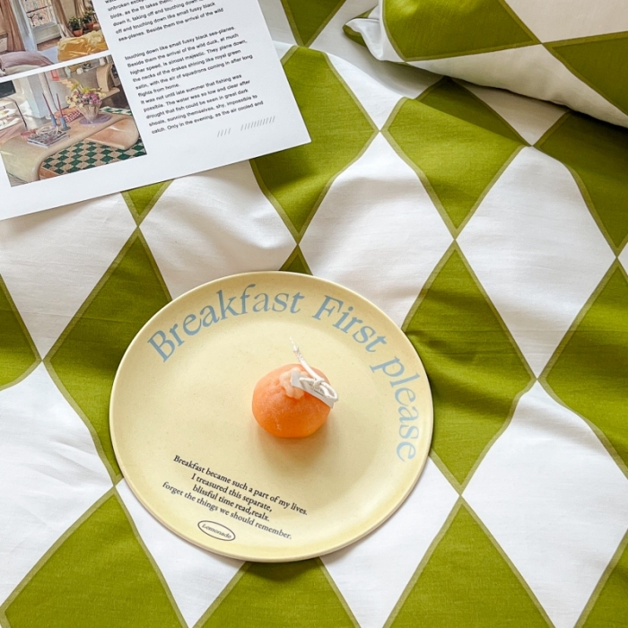 91家纺网 家纺一手货源 找家纺 昔可家纺 2022新款简约几何北欧风全棉四件套 绿菱格