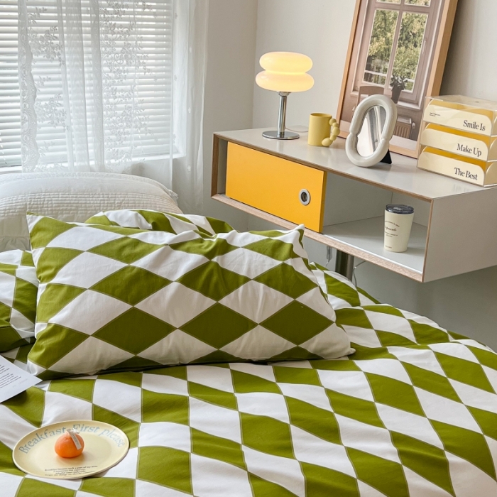 91家纺网 家纺一手货源 找家纺 昔可家纺 2022新款简约几何北欧风全棉四件套 绿菱格