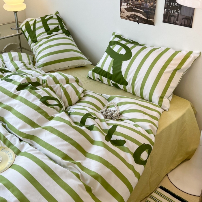 91家纺网 家纺一手货源 找家纺 昔可家纺 2022新款简约几何北欧风全棉四件套 字母条纹