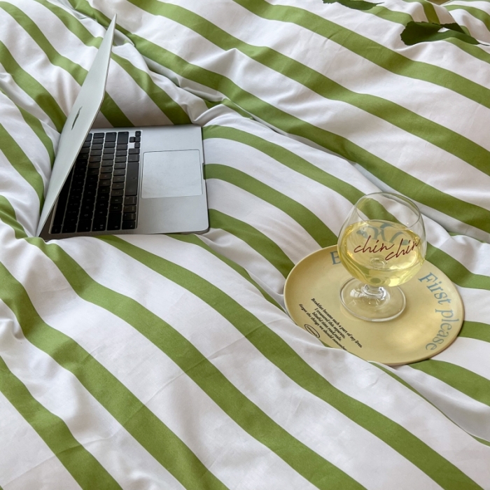 91家纺网 家纺一手货源 找家纺 昔可家纺 2022新款简约几何北欧风全棉四件套 字母条纹