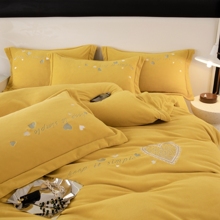 91家纺网 家纺一手货源 找家纺 绒博士新款牛奶绒刺绣压线款四件套-温暖爱心 温暖爱心-柠檬黄