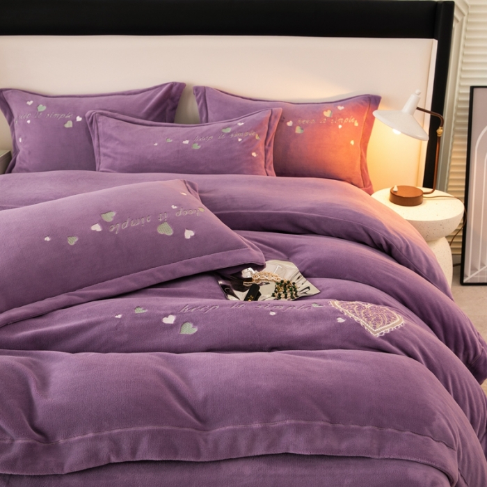 91家纺网 家纺一手货源 找家纺 绒博士新款牛奶绒刺绣压线款四件套-温暖爱心 温暖爱心-香芋紫