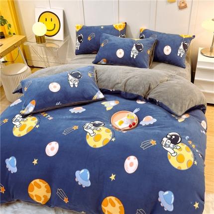 91家纺网 家纺一手货源 找家纺 孩子王2023冬季加厚牛奶绒水晶绒珊瑚绒印花系列单被套 飞行太空