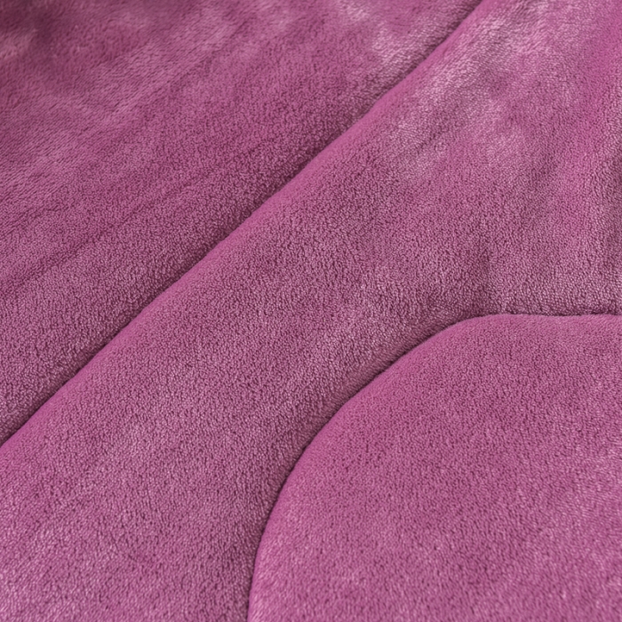 91家纺网 家纺一手货源 找家纺 阳光依佰2022新款牛奶绒多功能抱枕被系列-字母M 紫色