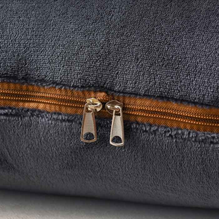 91家纺网 家纺一手货源 找家纺 阳光依佰2022新款牛奶绒多功能抱枕被系列-艾尼熊 深灰