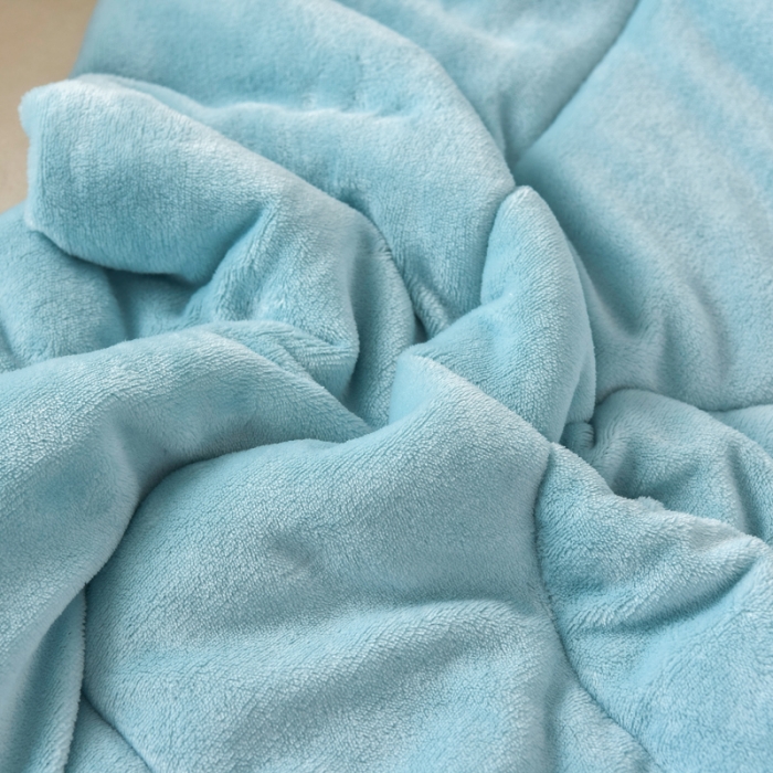 91家纺网 家纺一手货源 找家纺 阳光依佰2022新款牛奶绒多功能抱枕被系列-艾尼熊 天蓝