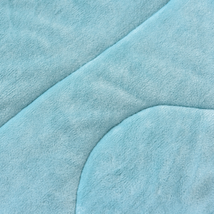 91家纺网 家纺一手货源 找家纺 阳光依佰2022新款牛奶绒多功能抱枕被系列-艾尼熊 天蓝