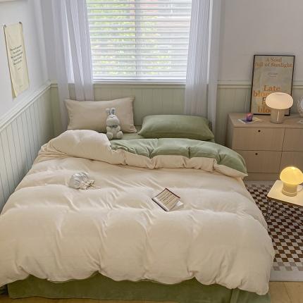 91家纺网 家纺一手货源 找家纺 （总）三朵 2022新款牛奶绒混搭四件套场景一