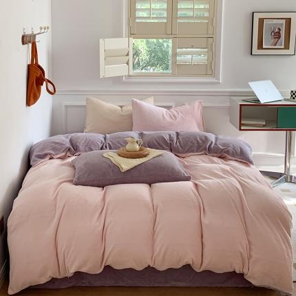 91家纺网 家纺一手货源 找家纺 （总）三朵 2022新款牛奶绒混搭四件套场景二