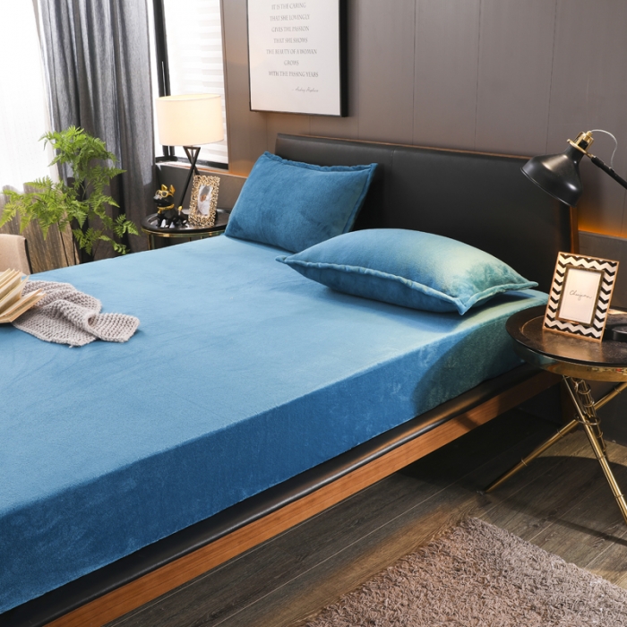 91家纺网 家纺一手货源 找家纺 简爱 2025新款双面绒纯色法莱绒单床笠 墨绿