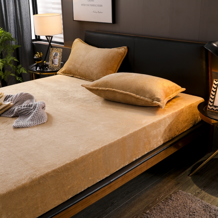 91家纺网 家纺一手货源 找家纺 简爱 2025新款双面绒纯色法莱绒单床笠 驼色