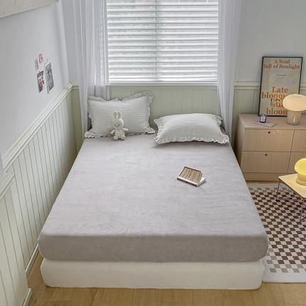 91家纺网 家纺一手货源 找家纺 （总）三朵 2022新款秋冬牛奶绒床笠