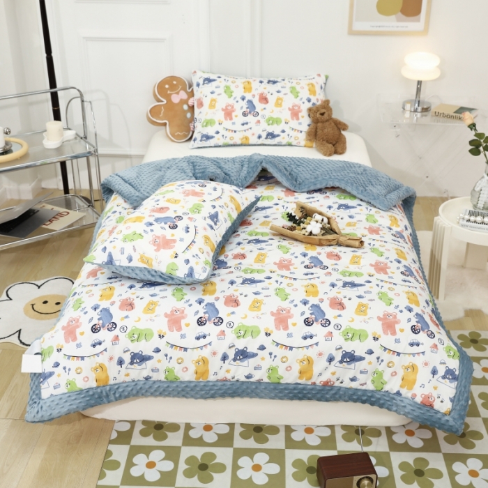 91家纺网 家纺一手货源 找家纺 星期八  2022新款全棉豆豆被春秋被-系列一 彩虹熊