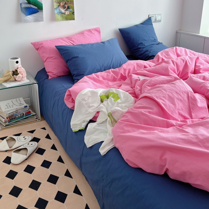 91家纺网 家纺一手货源 找家纺 艾沁  全棉水洗棉纯色混搭四件套 蔷薇粉+克莱因蓝（枕套一对克莱因蓝）