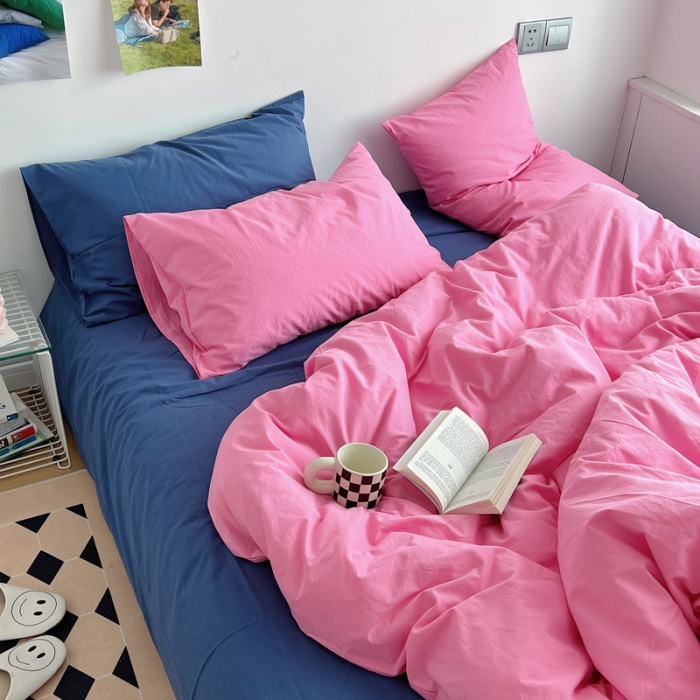 91家纺网 家纺一手货源 找家纺 艾沁  全棉水洗棉纯色混搭四件套 蔷薇粉+克莱因蓝（枕套一对克莱因蓝）