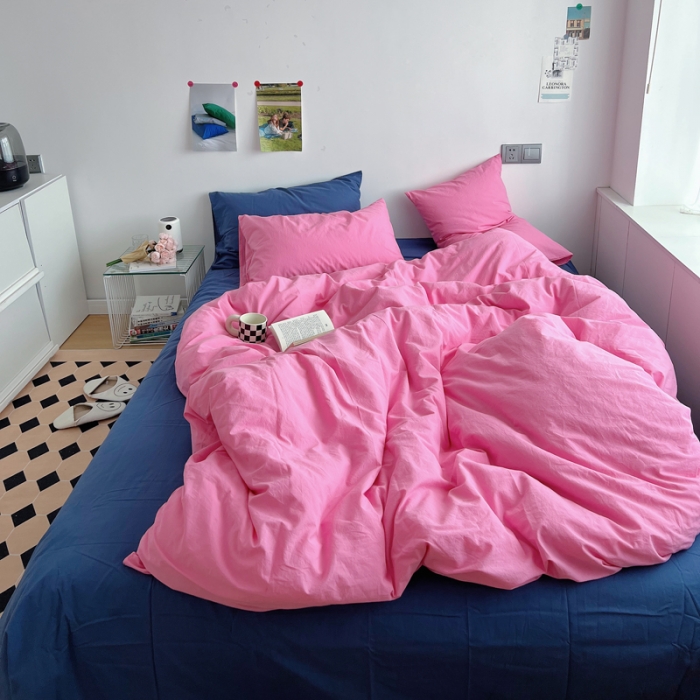 91家纺网 家纺一手货源 找家纺 艾沁 全棉水洗棉纯色混搭四件套 蔷薇粉+克莱因蓝（枕套一对蔷薇粉）