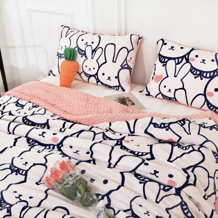91家纺网 家纺一手货源 找家纺 星期八  2022新款全棉豆豆被春秋被-系列二 大白兔