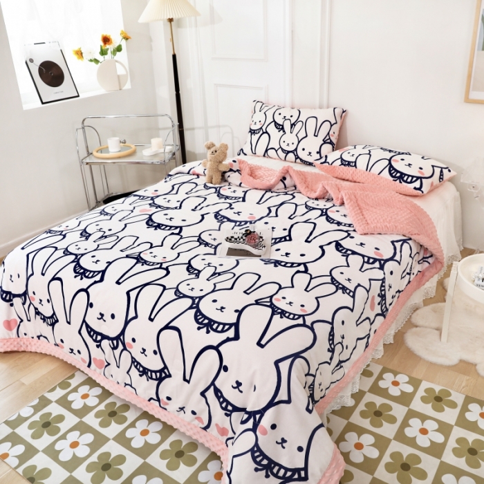 91家纺网 家纺一手货源 找家纺 星期八  2022新款全棉豆豆被春秋被-系列二 大白兔