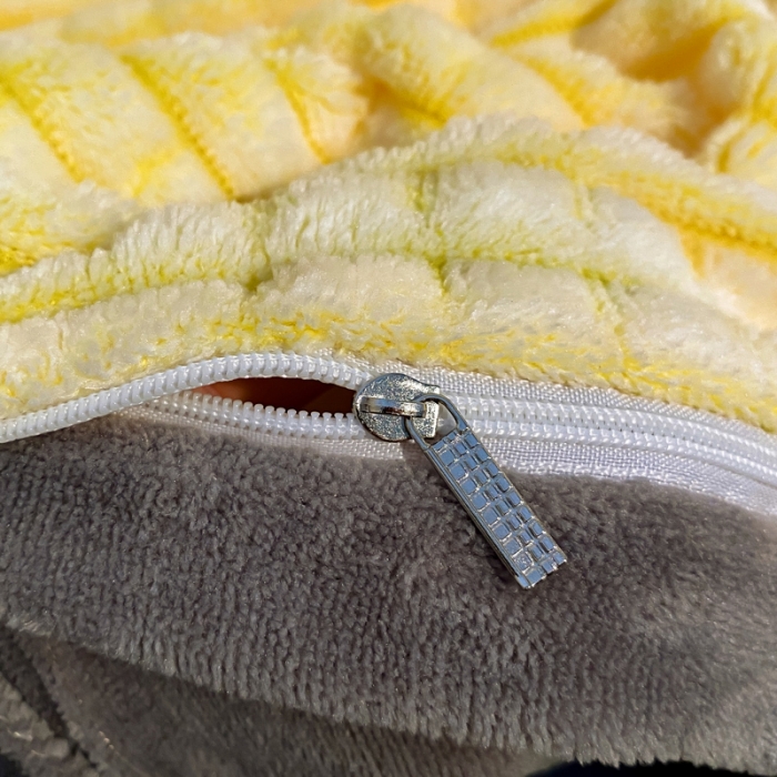 91家纺网 家纺一手货源 找家纺 慕澄 2024新款牛奶绒剪花简约款四件套 简约-黄