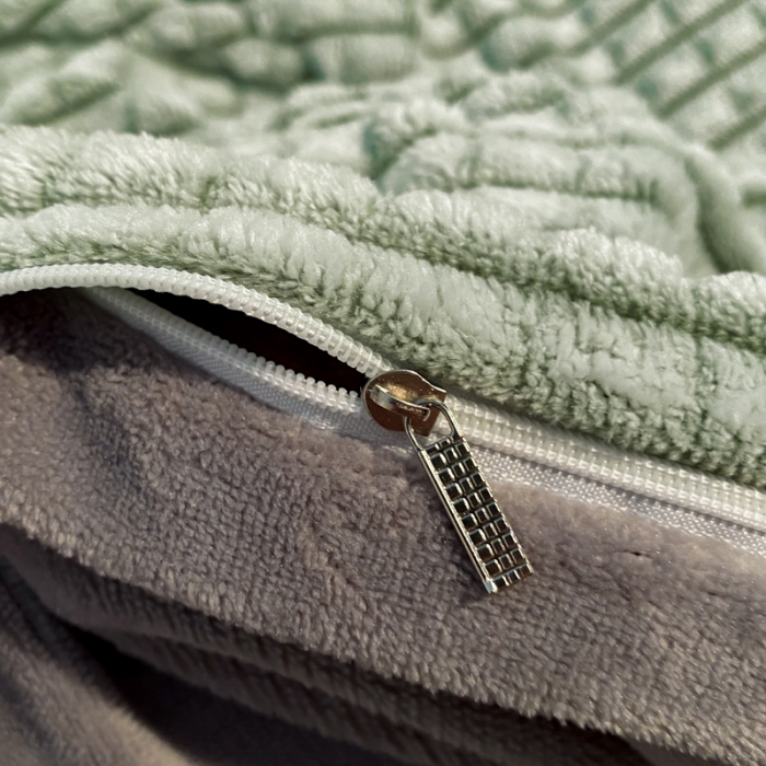 91家纺网 家纺一手货源 找家纺 慕澄 2024新款牛奶绒剪花简约款四件套 简约-绿