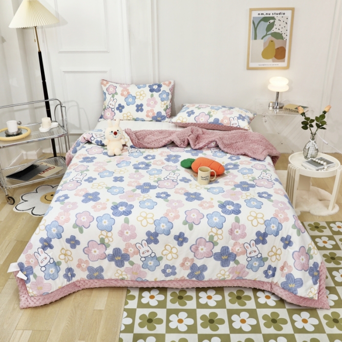 91家纺网 家纺一手货源 找家纺 星期八  2022新款全棉豆豆被春秋被-系列二 花花兔