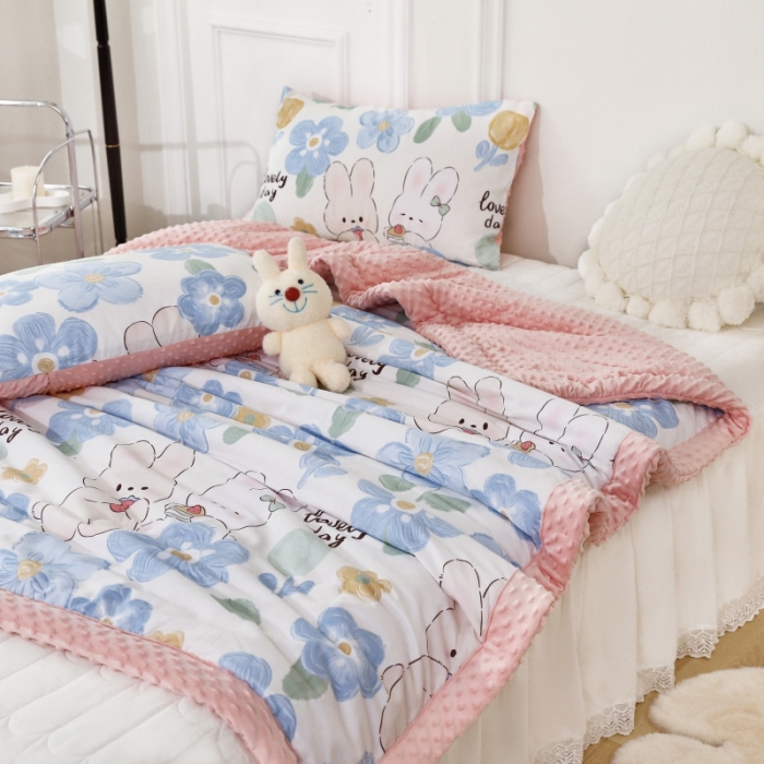 91家纺网 家纺一手货源 找家纺 星期八  2022新款全棉豆豆被春秋被-系列二 两只兔