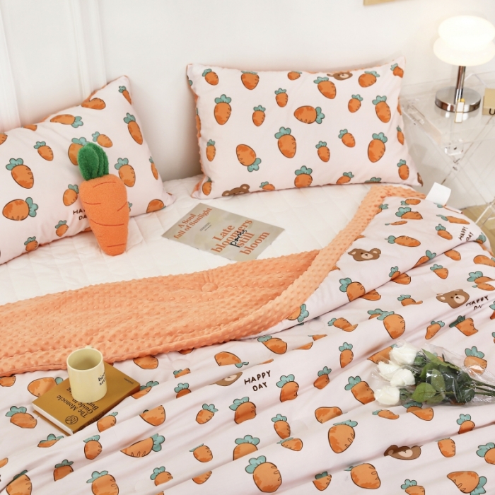 91家纺网 家纺一手货源 找家纺 星期八  2022新款全棉豆豆被春秋被-系列二 萝卜熊