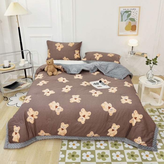91家纺网 家纺一手货源 找家纺 星期八  2022新款全棉豆豆被春秋被-系列二 咖啡熊