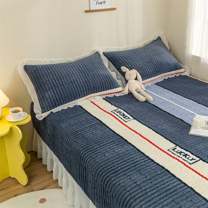 91家纺网 家纺一手货源 找家纺 美优兰 2025秋冬新款牛奶绒榻榻米垫床盖（可定制） 巴克曼