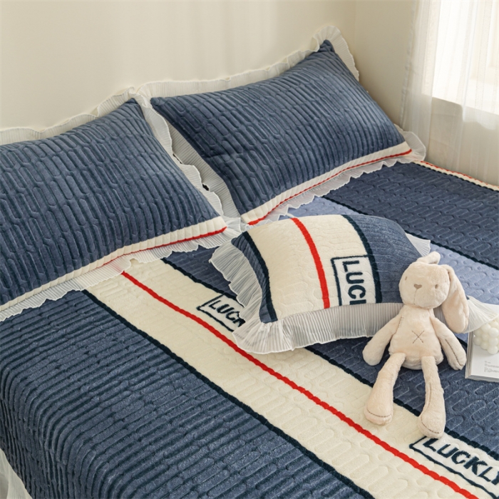 91家纺网 家纺一手货源 找家纺 美优兰 2025秋冬新款牛奶绒榻榻米垫床盖（可定制） 巴克曼