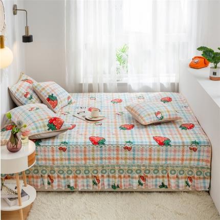 91家纺网 家纺一手货源 找家纺 美优兰 2025秋冬新款牛奶绒榻榻米垫床盖（可定制） 草莓多多