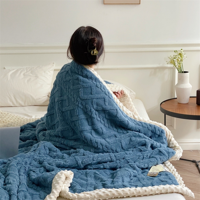 91家纺网 家纺一手货源 找家纺 梦享生活 2022新款豆豆绒毛毯 藏蓝