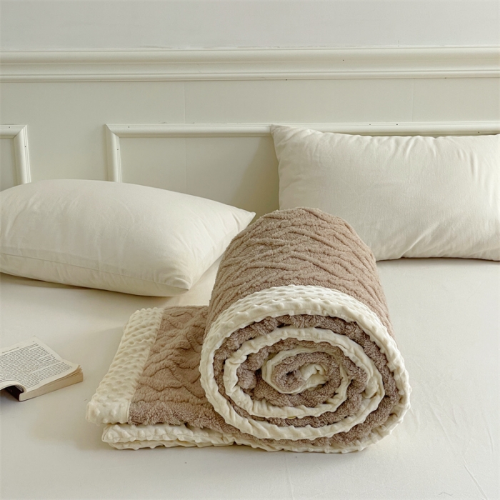 91家纺网 家纺一手货源 找家纺 梦享生活 2022新款豆豆绒毛毯 卡其