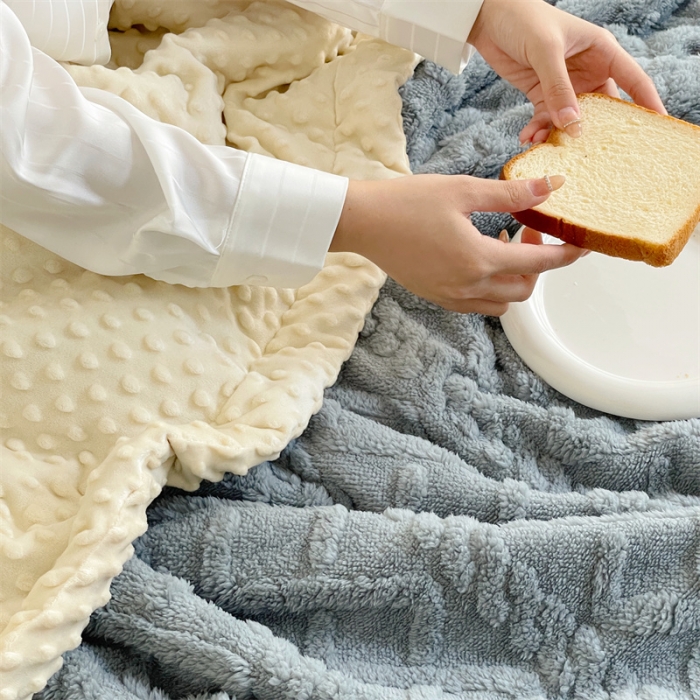 91家纺网 家纺一手货源 找家纺 梦享生活 2022新款豆豆绒毛毯 深空灰