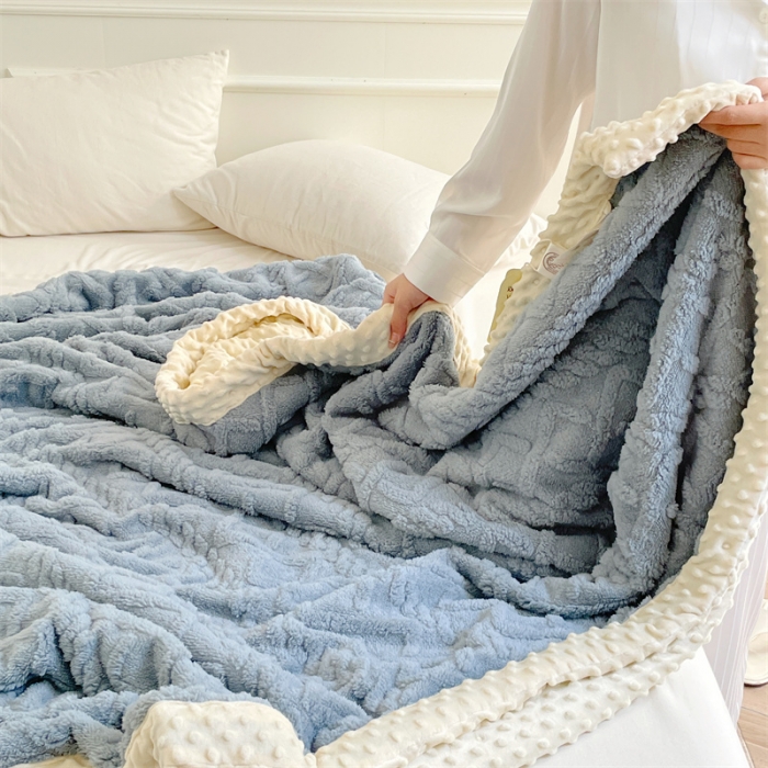 91家纺网 家纺一手货源 找家纺 梦享生活 2022新款豆豆绒毛毯 深空灰