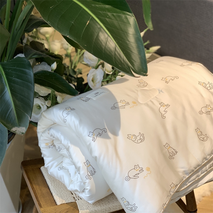 91家纺网 家纺一手货源 找家纺 汇庭 2022新品天丝棉四季被 线团猫