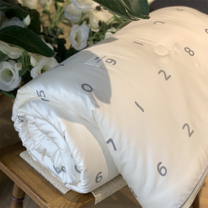 91家纺网 家纺一手货源 找家纺 汇庭 2022新品天丝棉四季被 小幸运