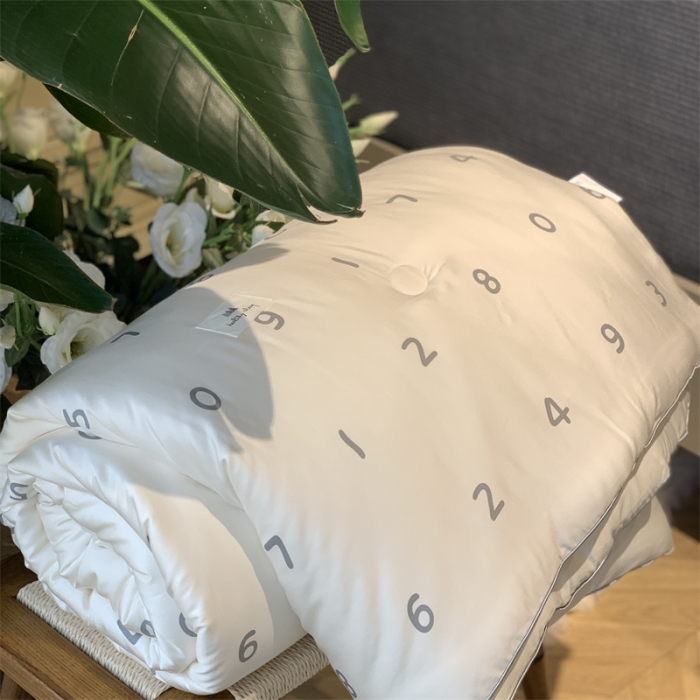 91家纺网 家纺一手货源 找家纺 汇庭 2022新品天丝棉四季被 小幸运