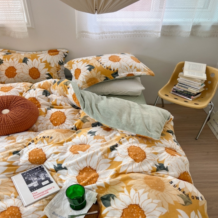 91家纺网 家纺一手货源 找家纺 柚子 2022花卉系列230克韩系高端牛奶绒四件套 葵花朵朵