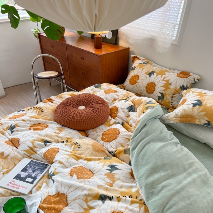 91家纺网 家纺一手货源 找家纺 柚子 2022花卉系列230克韩系高端牛奶绒四件套 葵花朵朵