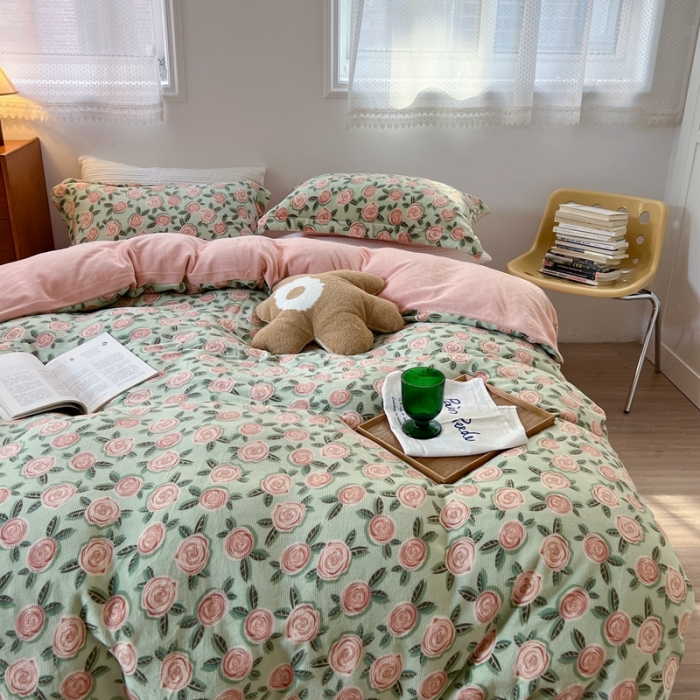 91家纺网 家纺一手货源 找家纺 柚子 2022款花卉系列230克韩系高端牛奶绒四件套 梦里花