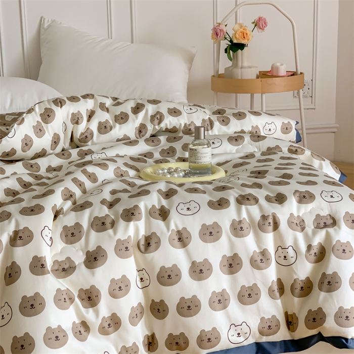 91家纺网 家纺一手货源 找家纺 汇庭 2022新款60s数码印花春秋被 口袋熊