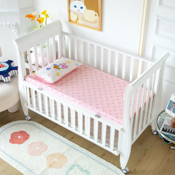 91家纺网 家纺一手货源 找家纺 小芽 迪士尼正版授权全棉幼儿园三件套 爱心黛西